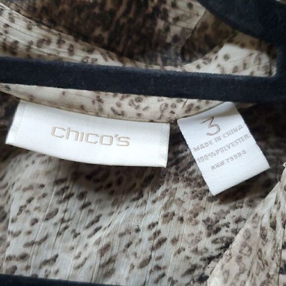 CHICO'S Sheer Animal Print Ruched Blouse - Size 3 - Picture 5 of 5